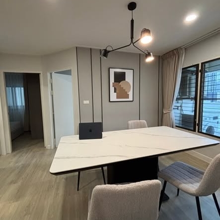 room interior of Park Thonglor Tower