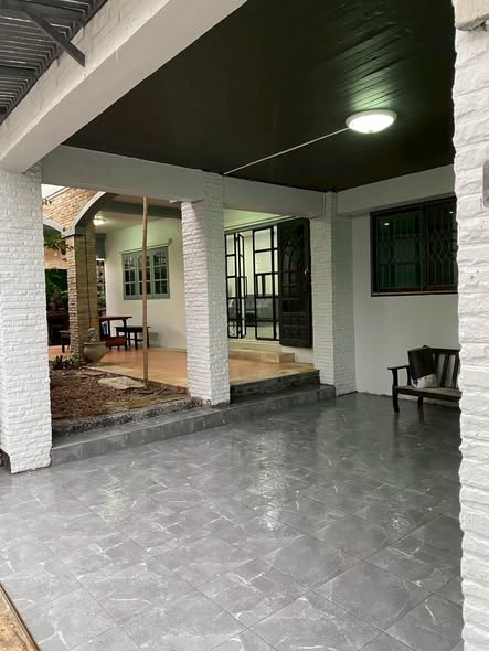 room interior of ภัสสร บางนา-วงแหวน Passorn Bangna-Wongwaen