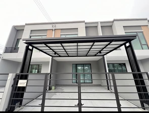 Pleno Sukhumvit-Bangna 2