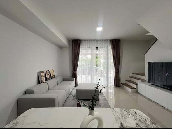 living room of Pleno Sukhumvit-Bangna 2