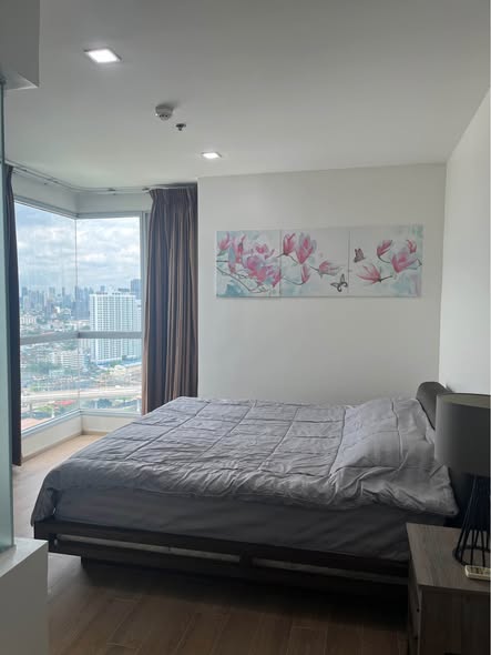 bedroom of Rhythm Sukhumvit 50