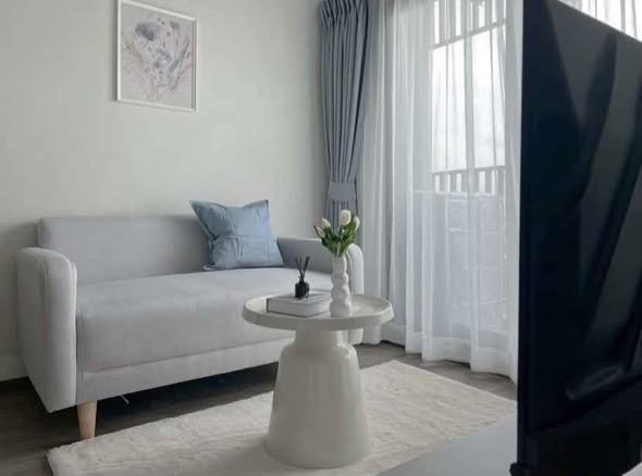 living room and bedroom of Rich Point @BTS Wutthakat