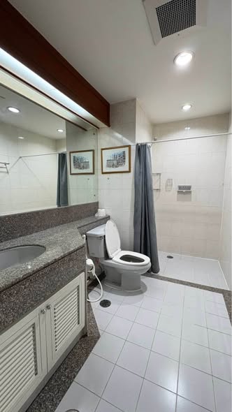 bathroom of Salintara Condominium
