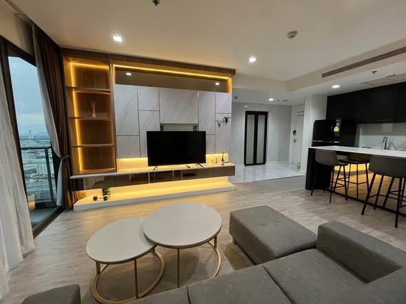 living room of StarView Rama 3