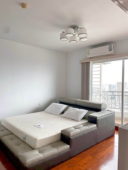 bedroom of Supalai River Resort