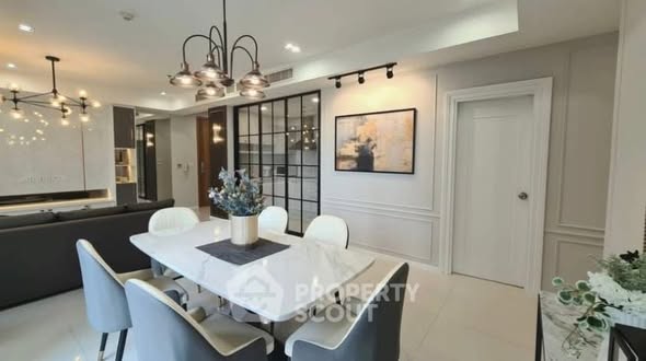 room interior of The Emporio Place