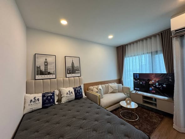 living room and bedroom of The Livin Ramkhamhaeng : เดอะ ลิฟวิ่น รามคำแหง