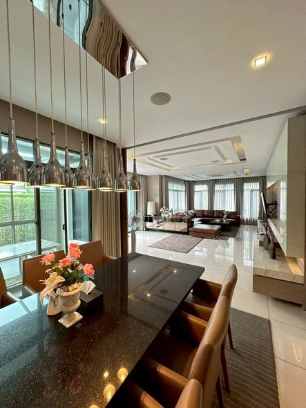 kitchen of The Palm Pattanakarn