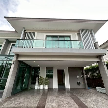 room interior of The Palm Pattanakarn