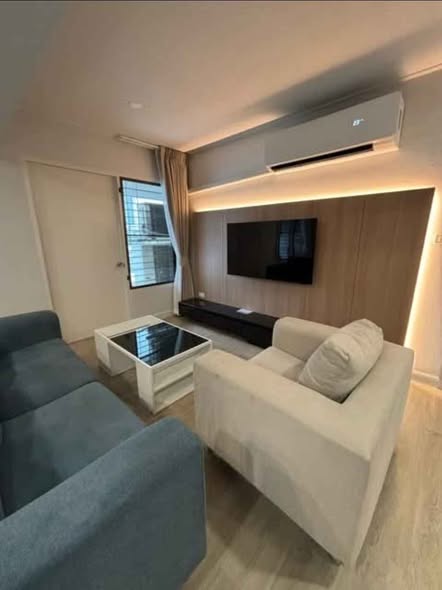 living room of Thong Lo Tower