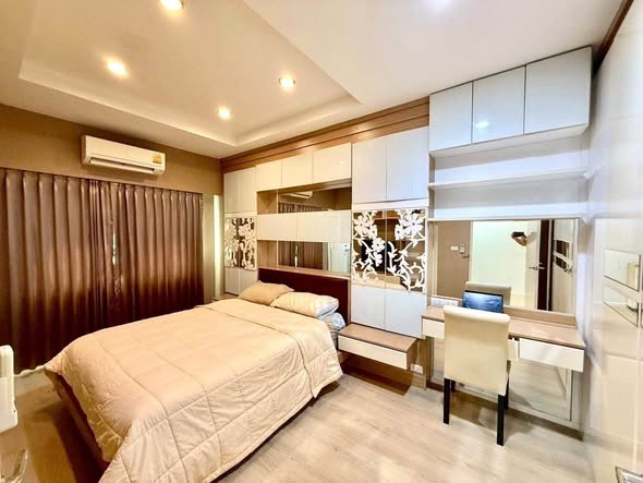 bedroom of Baan Klang Muang Sukhumvit 77-On Nut 17