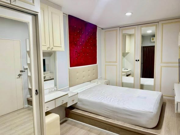 bedroom of Baan Klang Muang Sukhumvit 77-On Nut 17