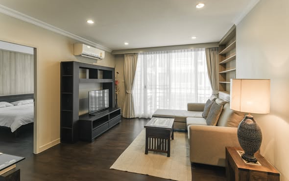 living room and bedroom of Baan Siri Sukhumvit 10