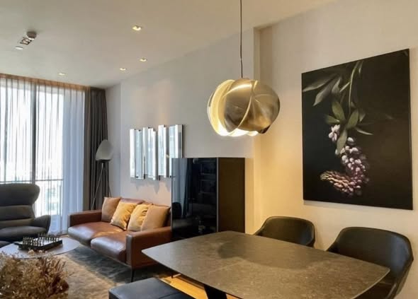 living room of BEATNIQ