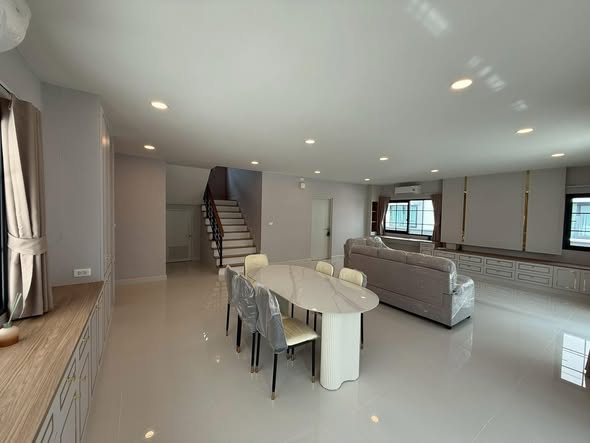 living room of Centro Bangna