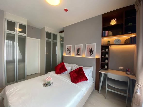 bedroom of Chapter One Eco Ratchada-HuaiKhwang