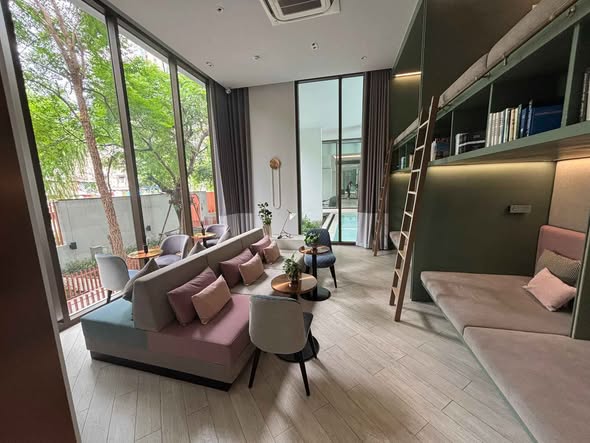 living room of CHAPTER THONGLOR 25