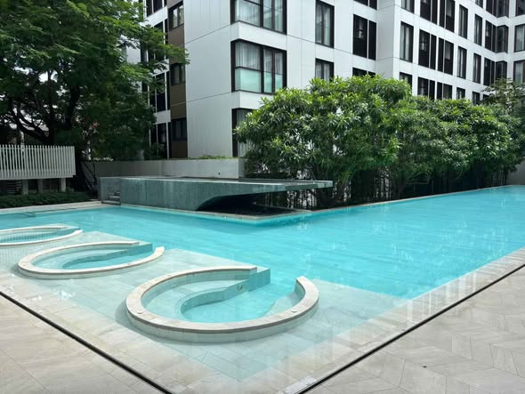pool of CHAPTER THONGLOR 25