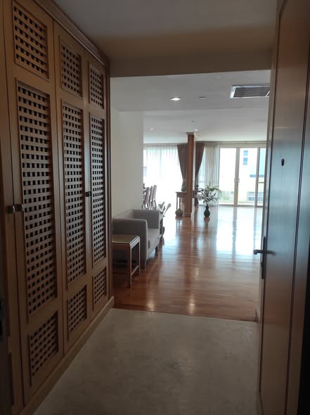 room interior of GM Height