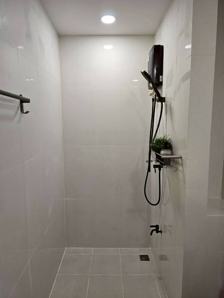 bathroom of iCondo Sukhumvit 105