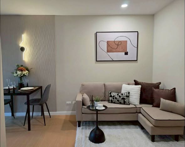 living room of iCondo Sukhumvit 105