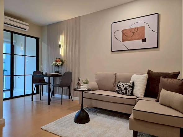 living room of iCondo Sukhumvit 105