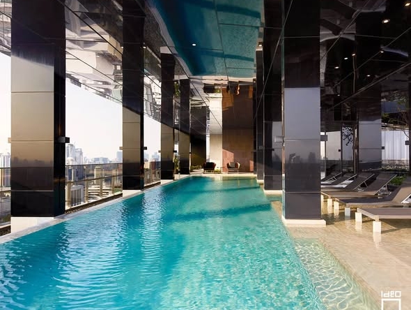 pool of Ideo Q Victory