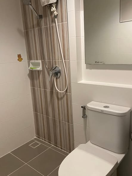 bathroom of Indy 2 Bangna KM.7