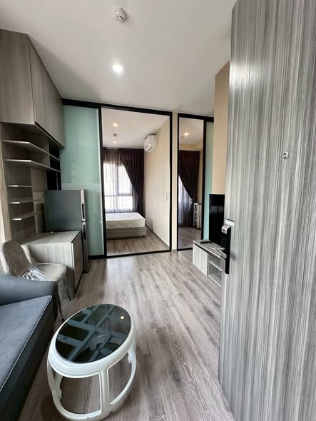 bedroom and room interior of KnightsBridge Prime Onnut