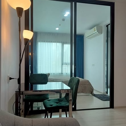 bedroom and room interior of Life Asoke