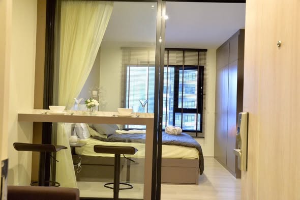 bedroom and room interior of Life Asoke