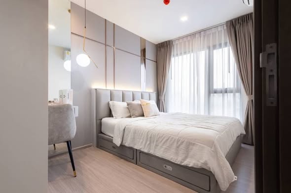 bedroom of Life Asoke Hype