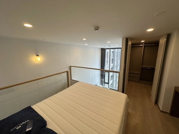 bedroom of Life Rama 4 – Asoke