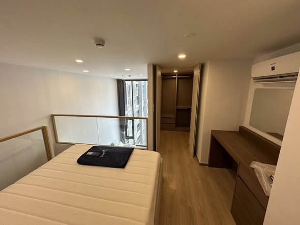 bedroom of Life Rama 4 – Asoke