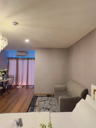 living room of Lumpini Condotown Ekachai 48