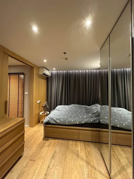 bedroom and room interior of Lumpini Place Srinagarindra – Hua Mak Station