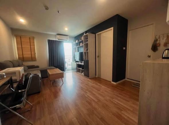 Lumpini Ville Phattanakarn-Srinakarin Condominium