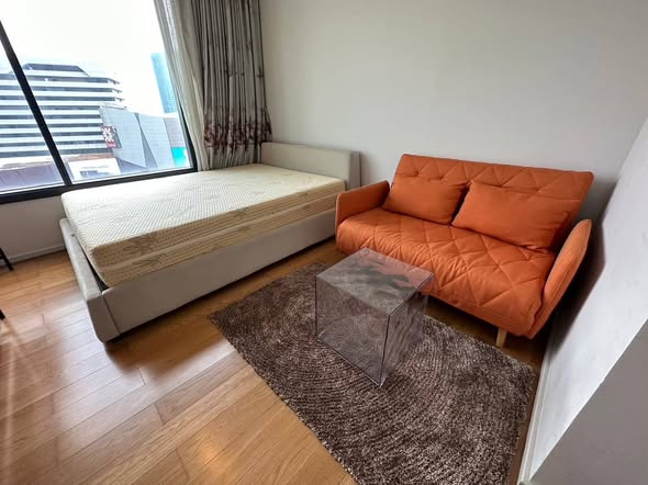 bedroom and living room of M Ladprao