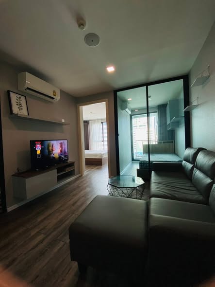 living room and room interior of Modiz Ratchada 32