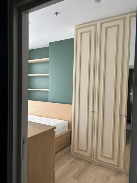 bedroom and room interior of Oka Haus