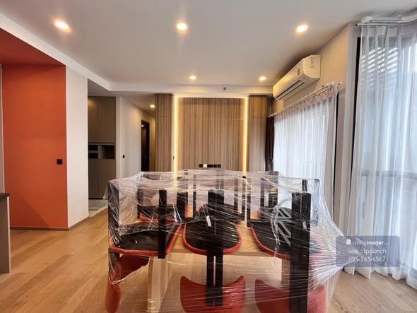 room interior of Park​ Origin​ Thonglor