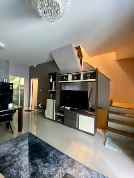 Pleno Rama 9-Krungthep Kreetha