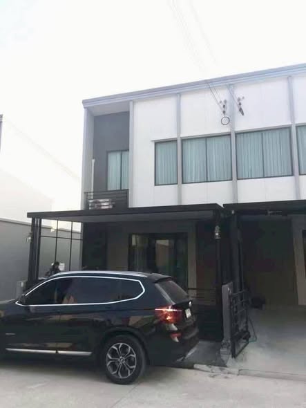 Pleno Rama 9-Krungthep Kreetha