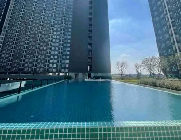 pool of Regent Home Bangna (รีเจ้นท์โฮม บางนา)