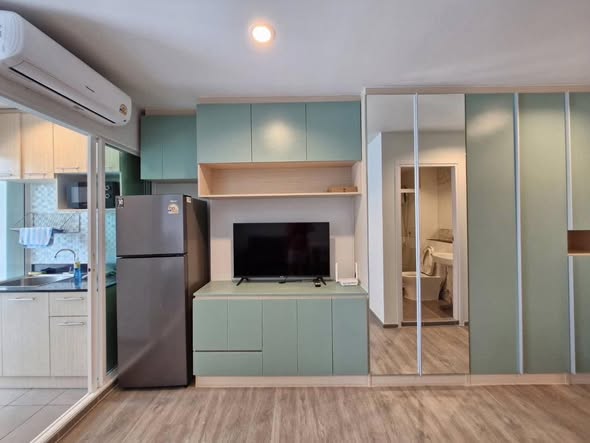 room interior and kitchen of Regent Home Bangna (รีเจ้นท์โฮม บางนา)