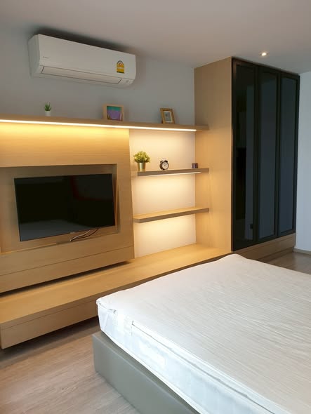 bedroom of Rhythm Ekkamai Estate