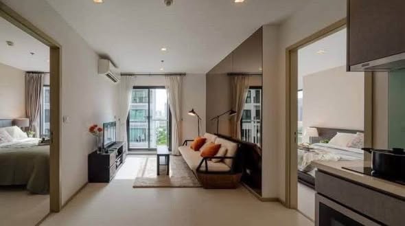 bedroom and living room of Rhythm Sukhumvit 36-38