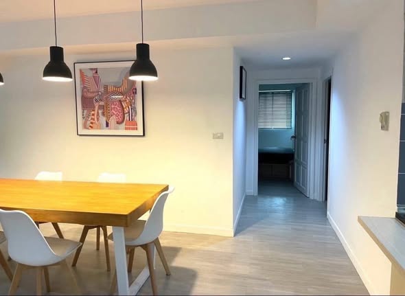 room interior of Royal Castle Sukhumvit