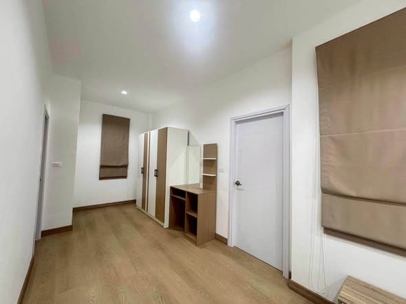 bedroom and room interior of Sanay Mae Kuang Coffee & Restaurant