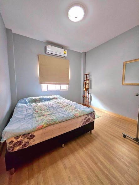 bedroom of Saraphi House